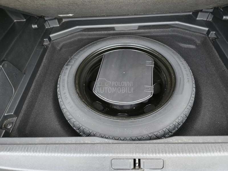 Peugeot 3008 1.2 AUT ADAPTIV.TEMP