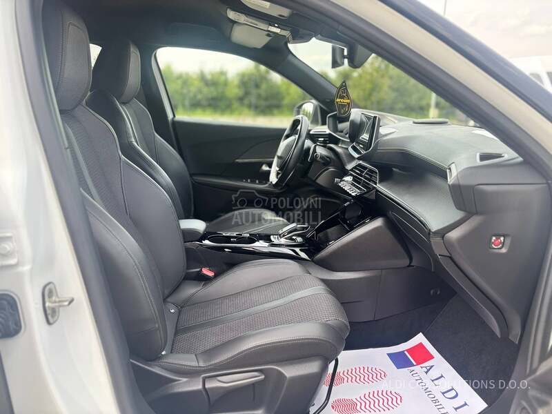 Peugeot 2008 1.2 GT Line