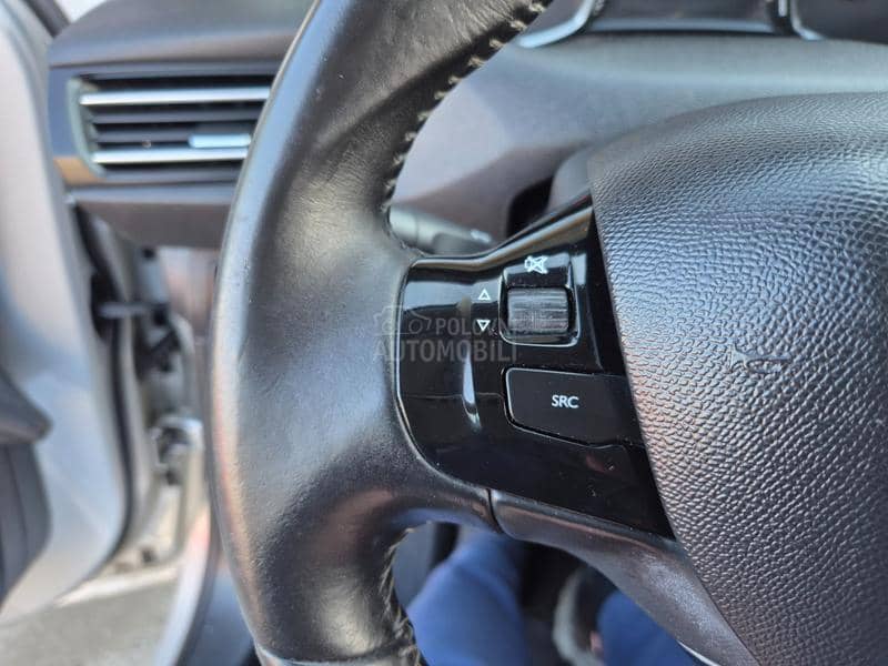 Peugeot 308 1.6 HDI