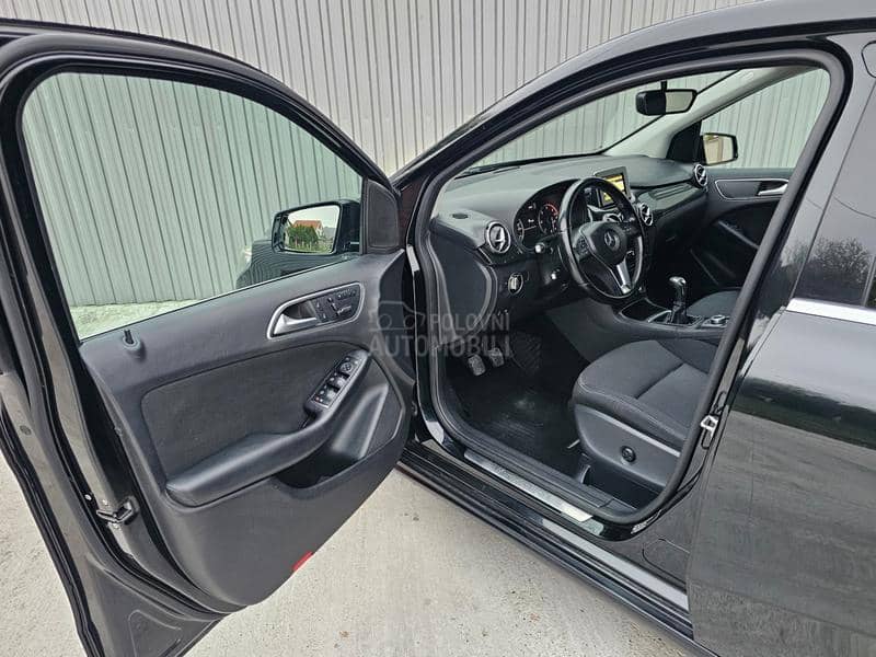 Mercedes Benz B 180 / 109 k s /
