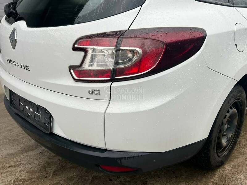 Branik zadnji beli DV369 karavan