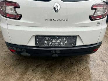 Branik zadnji beli DV369 karavan za Renault Megane od 2009. do 2016. god.