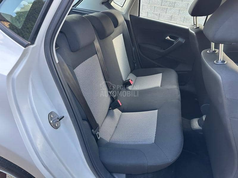 Volkswagen Polo 1.2  CH