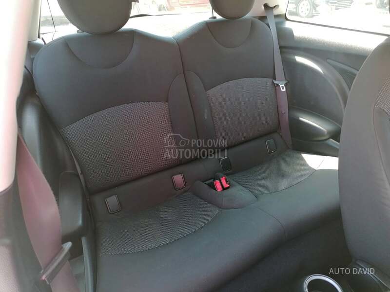 MINI Cooper 1.6D  COOPER D