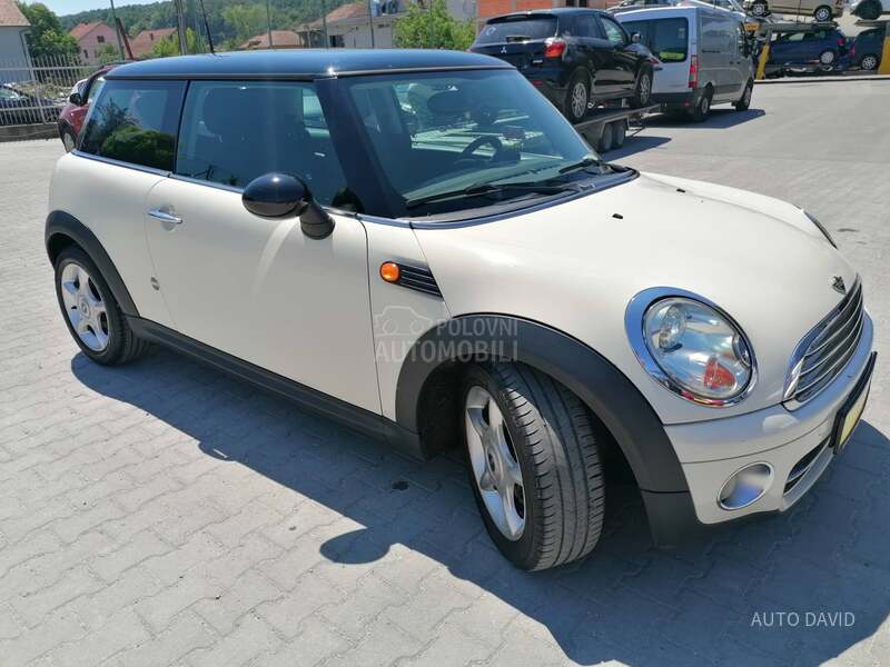 MINI Cooper 1.6D  COOPER D