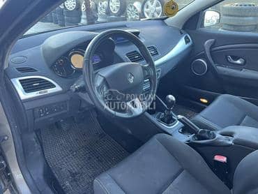 Centralna - središnja konzola za Renault Megane od 2008. do 2016. god.