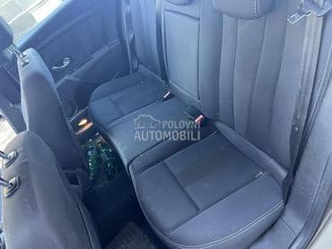Sedište zadnje za Renault Megane od 2009. do 2016. god.