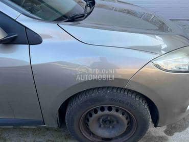 Krilo desno zlatno TEHNK za Renault Megane od 2009. do 2016. god.