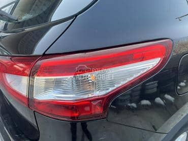 Stop svetlo desno za Nissan Qashqai od 2013. do 2017. god.