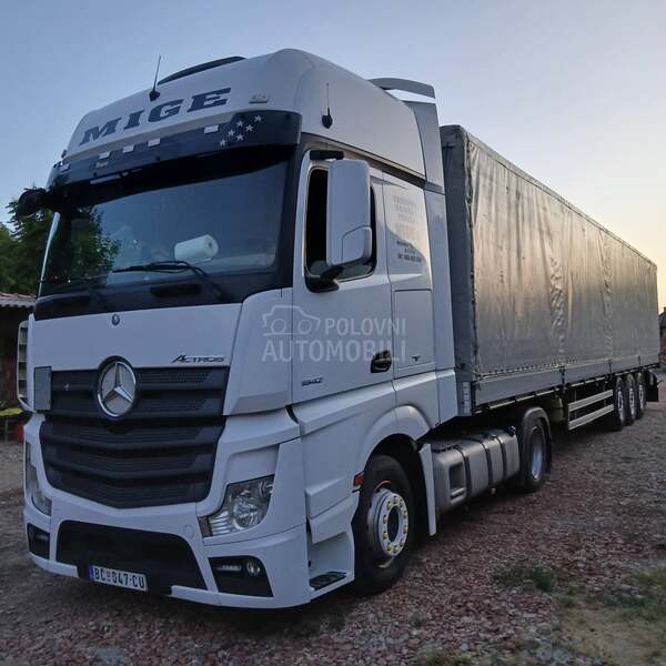 Mercedes Benz 1842 može zamen
