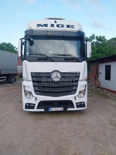 Mercedes Benz 1842 komplet