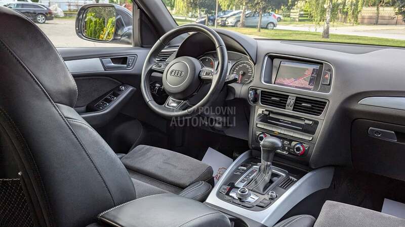 Audi Q5 2.0TDi /S-Line/