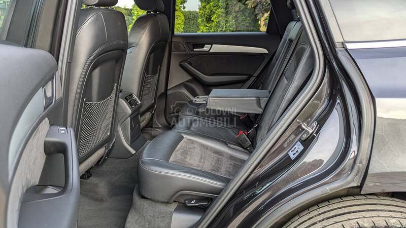 Audi Q5 2.0TDi /S-Line/