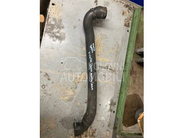 Crevo hladnjaka za Porsche Cayenne