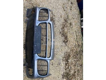 Prednji branik za Porsche Cayenne