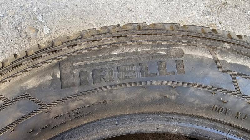 Pirelli 215/65 R16 Zimska