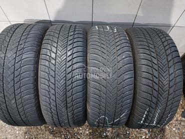 Bridgestone 235/50 R19 Zimska