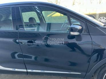 Vrata prednja desna crna TEGNE za Renault Captur od 2013. do 2019. god.
