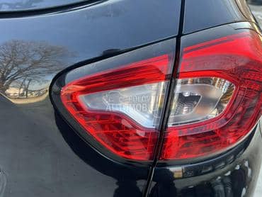 Stop svetlo gepeka desno za Renault Captur od 2013. do 2017. god.