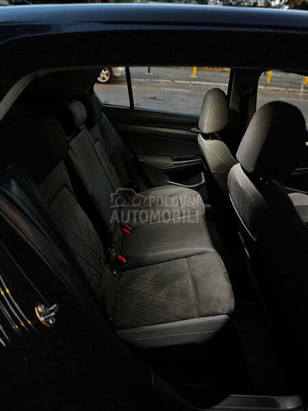 Volkswagen Golf 8 