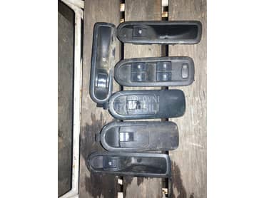 Prekidaci prozora za Renault Scenic za 2003. god.