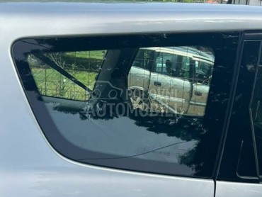 Staklo leptir zadnje desno za Renault Grand Scenic od 2009. do 2016. god.