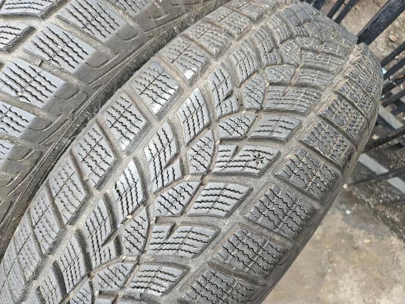 Goodyear 215/65 R17 Sve sezone