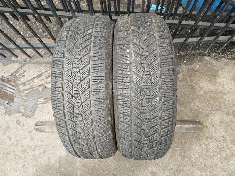 Goodyear 215/65 R17 Sve sezone