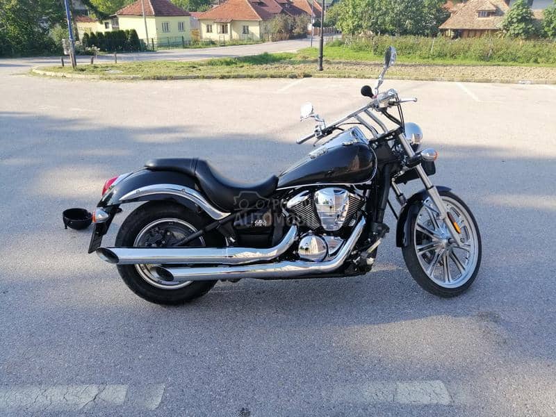 Kawasaki Vn 900 custom