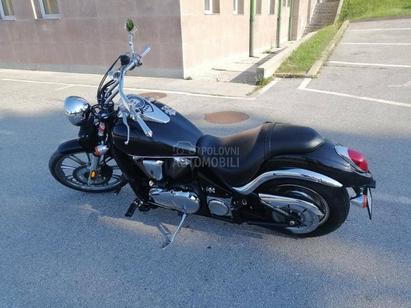 Kawasaki Vn 900 custom