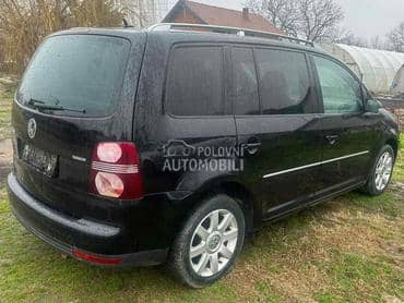 Vrata zadnja desna crna za Volkswagen Touran od 2003. do 2015. god.
