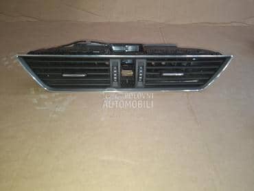 ventilacija srednja za Škoda Superb