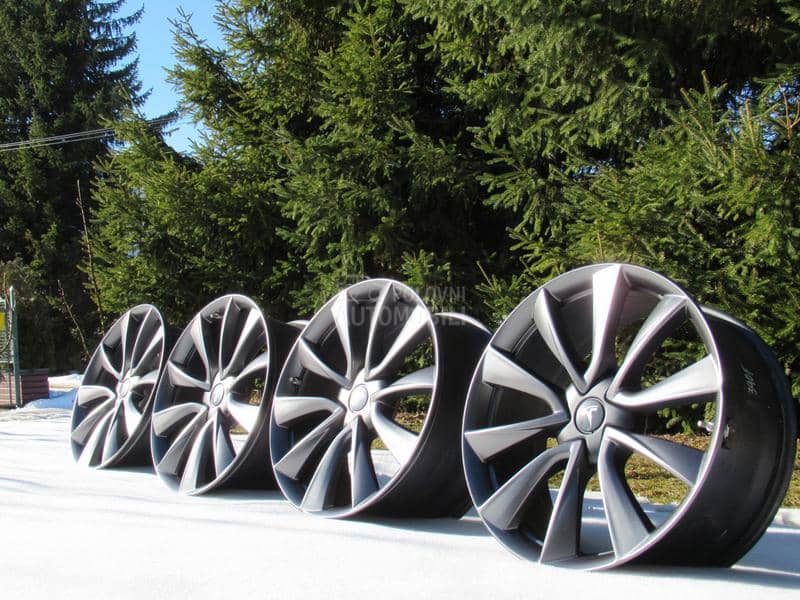Aluminijumske felne Tesla 3 Performance 20" 5 x 114.3