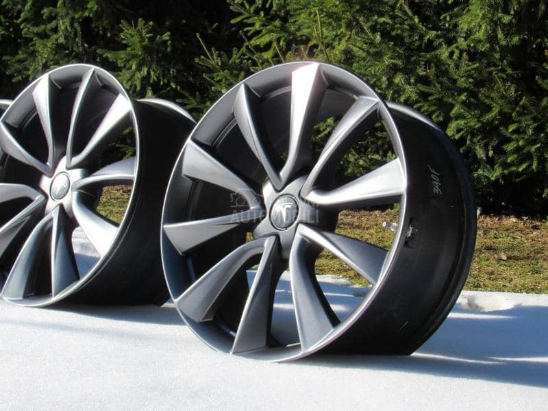 Aluminijumske felne Tesla 3 Performance 20" 5 x 114.3
