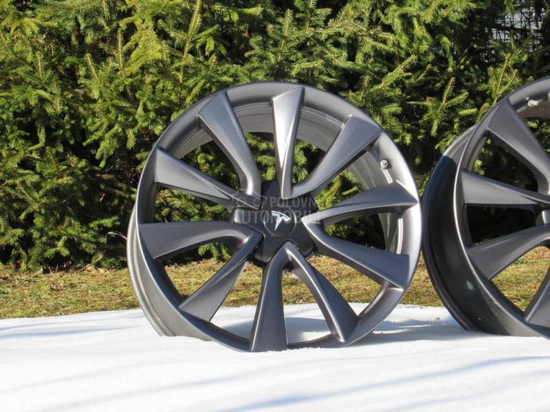 Aluminijumske felne Tesla 3 Performance 20" 5 x 114.3