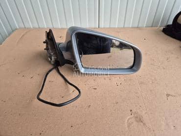 Desni retrovizor za Audi A4 od 2002. do 2004. god.