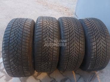 Goodyear 225/50 R17 Zimska