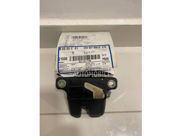 Brava gepeka za Audi A8, 100 od 1995. do 2003. god.