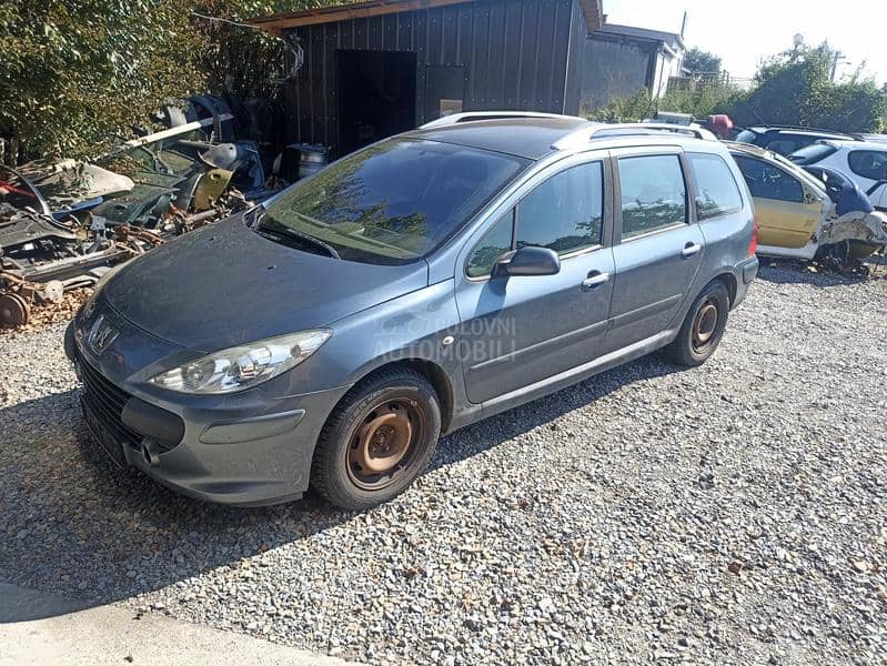 Delovi za Peugeot 307