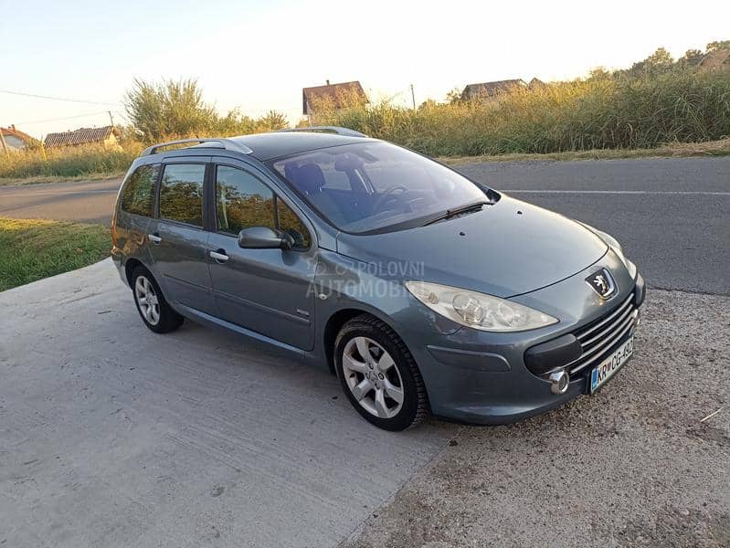 Delovi za Peugeot 307