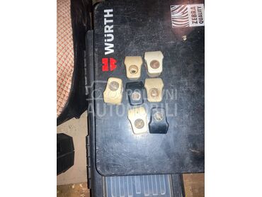 Drzaci prozora za Renault R 4