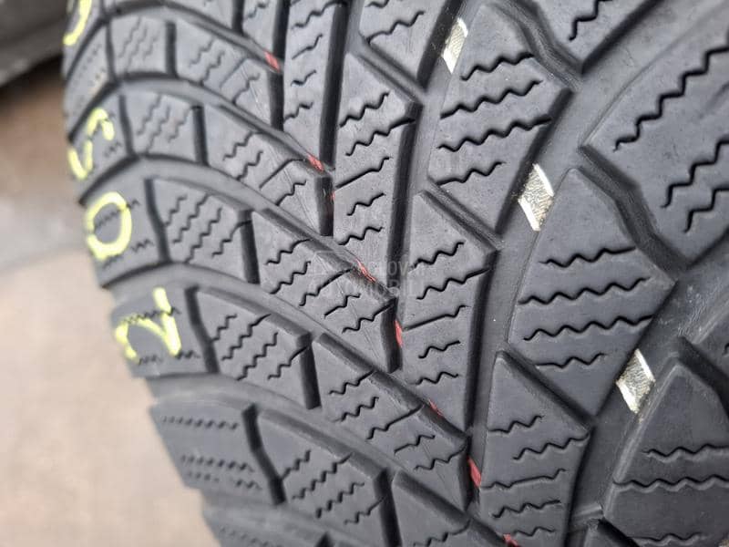 Bridgestone 205/60 R16 Zimska