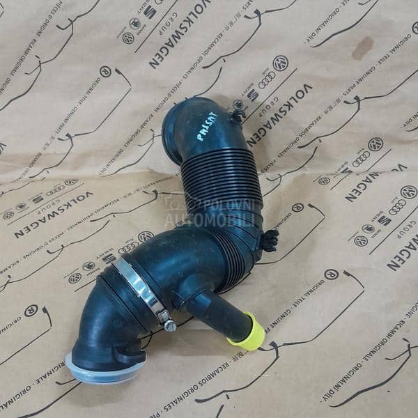 Plasticna cev 3C0 129 654