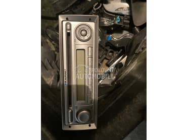 restajling fabricki radio za Lancia Ypsilon