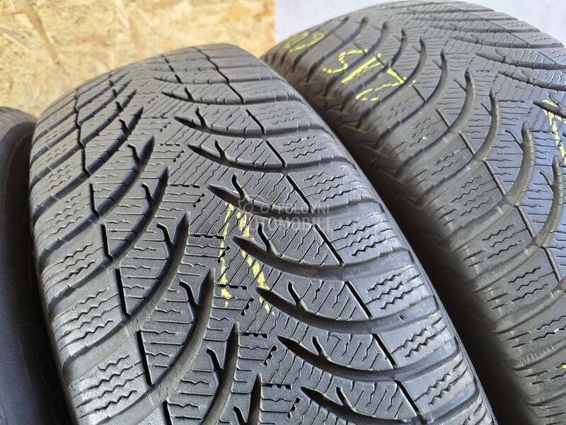 Michelin 215/60 R17 Zimska