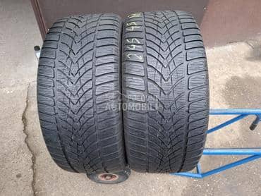 Dunlop 245/45 R17 Zimska