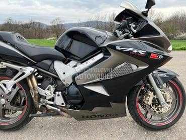 Honda VFR 800 V-TEC