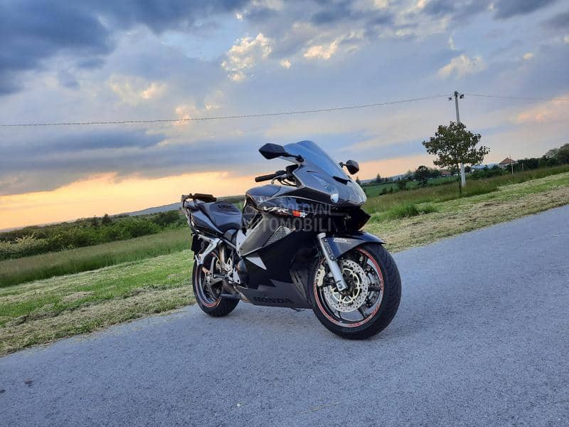 Honda VFR 800 V-TEC