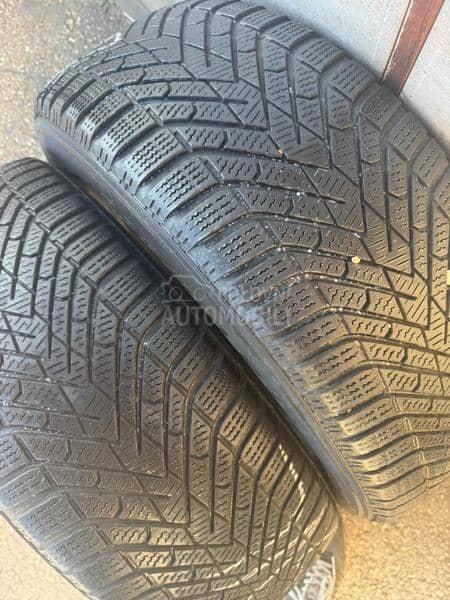 Pirelli 235/60 R18 Zimska