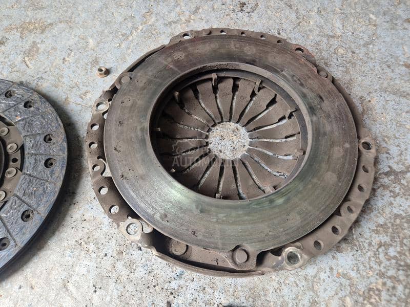 Zamajac i set kvacila 1.4T